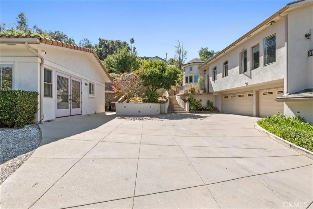 779 Ironbark Lane
