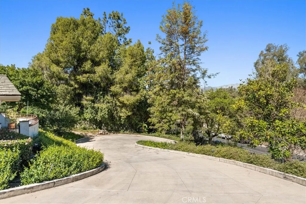 779 Ironbark Lane