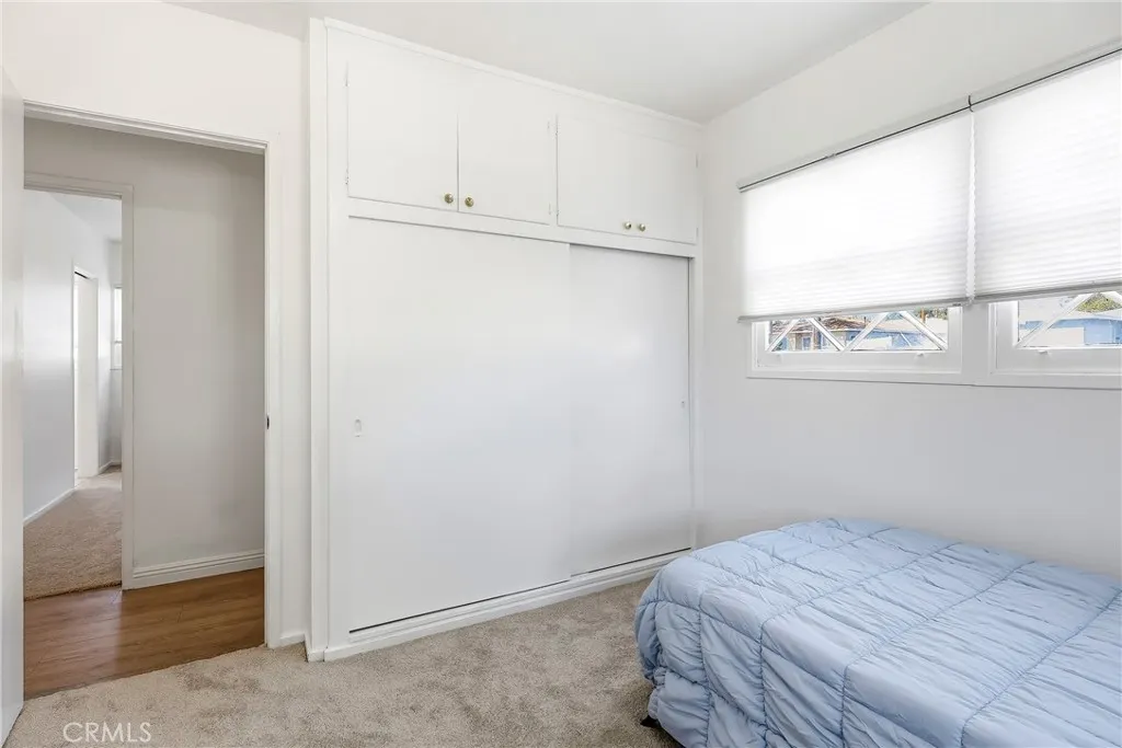 210 Greentree