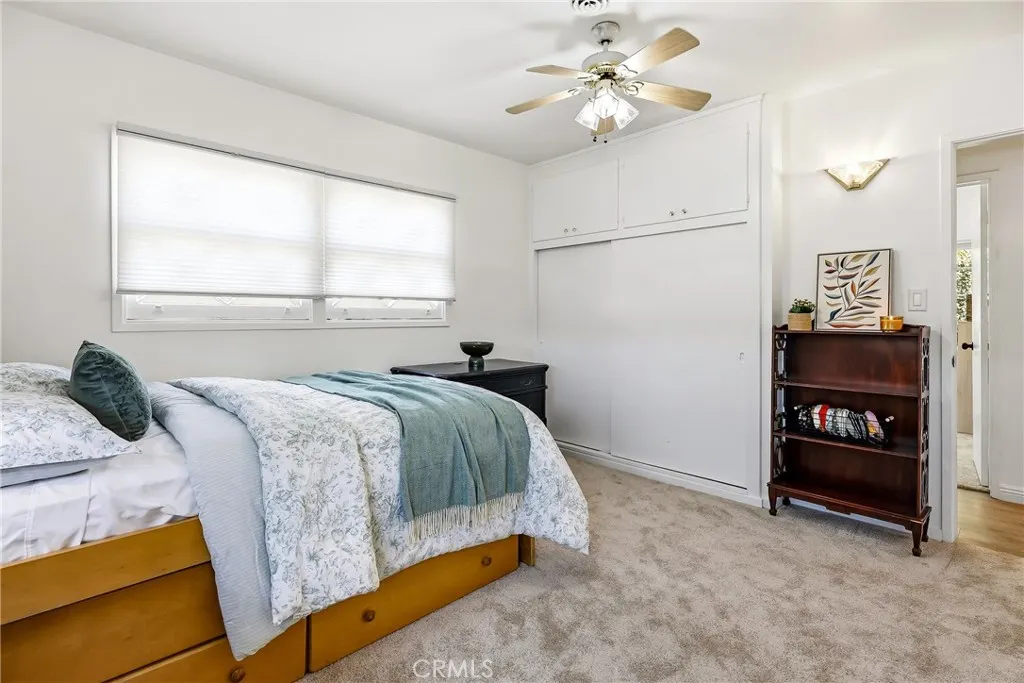 210 Greentree