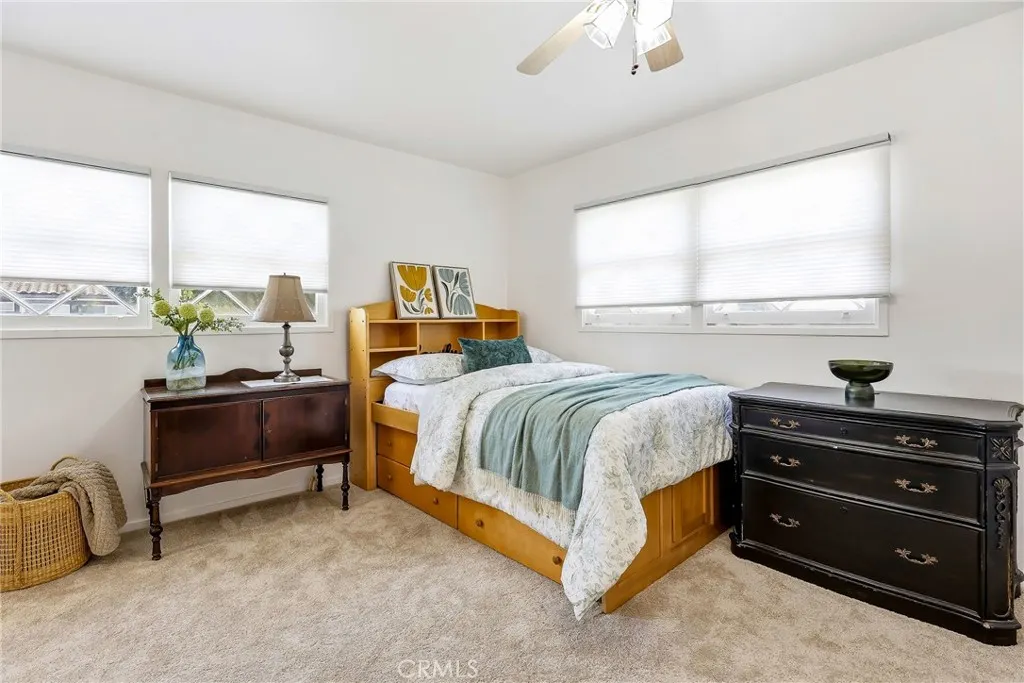 210 Greentree