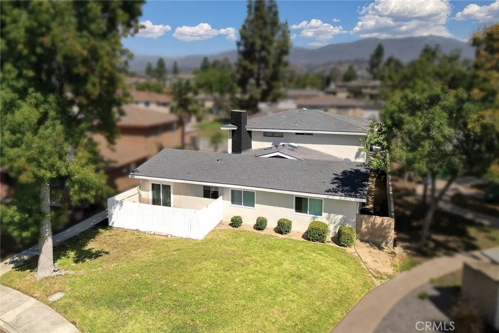2595 Price Drive