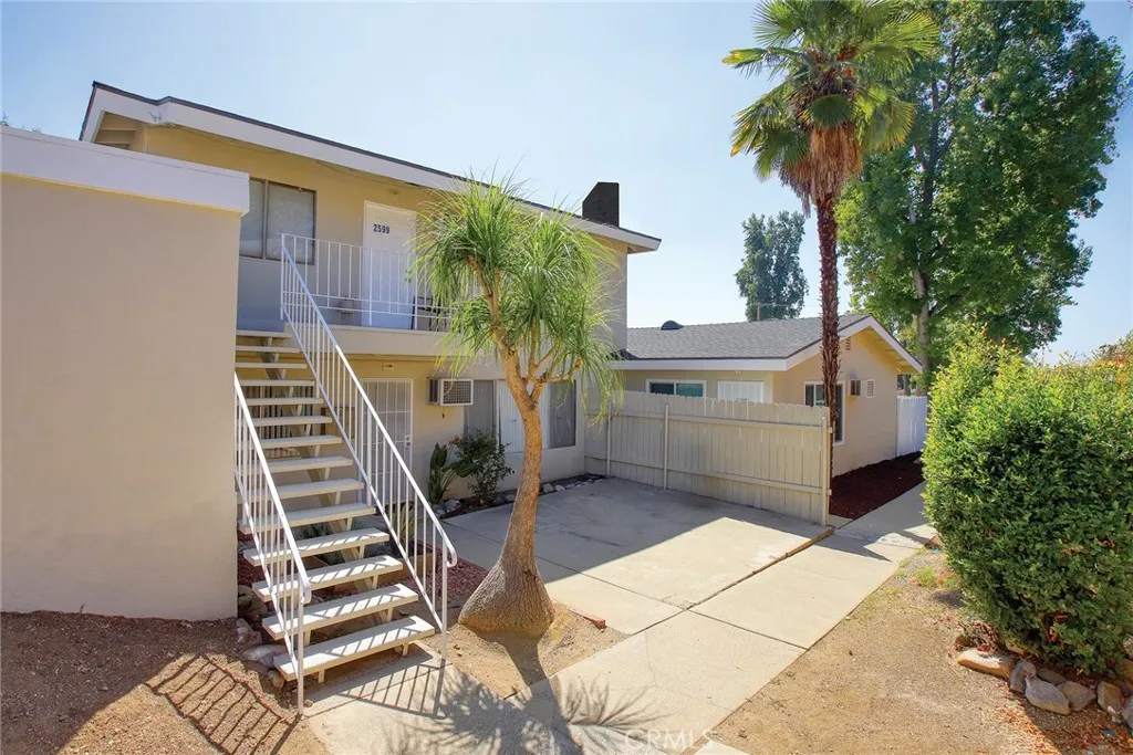 2595 Price Drive