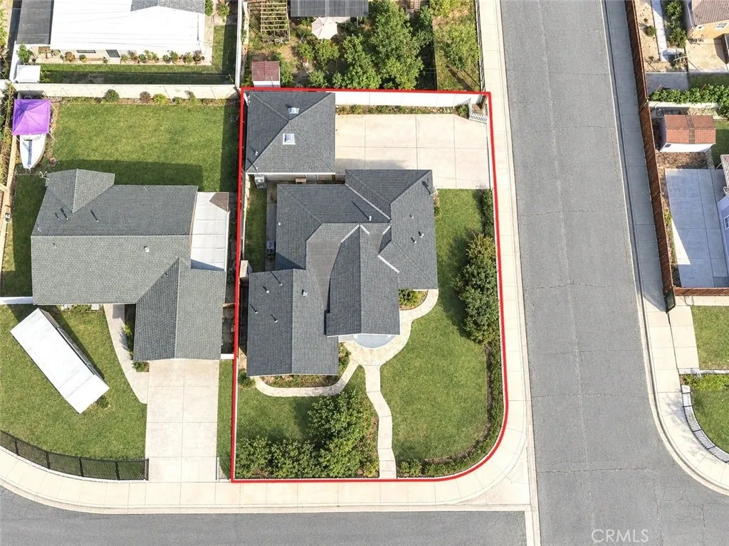 2478 Lovejoy Street