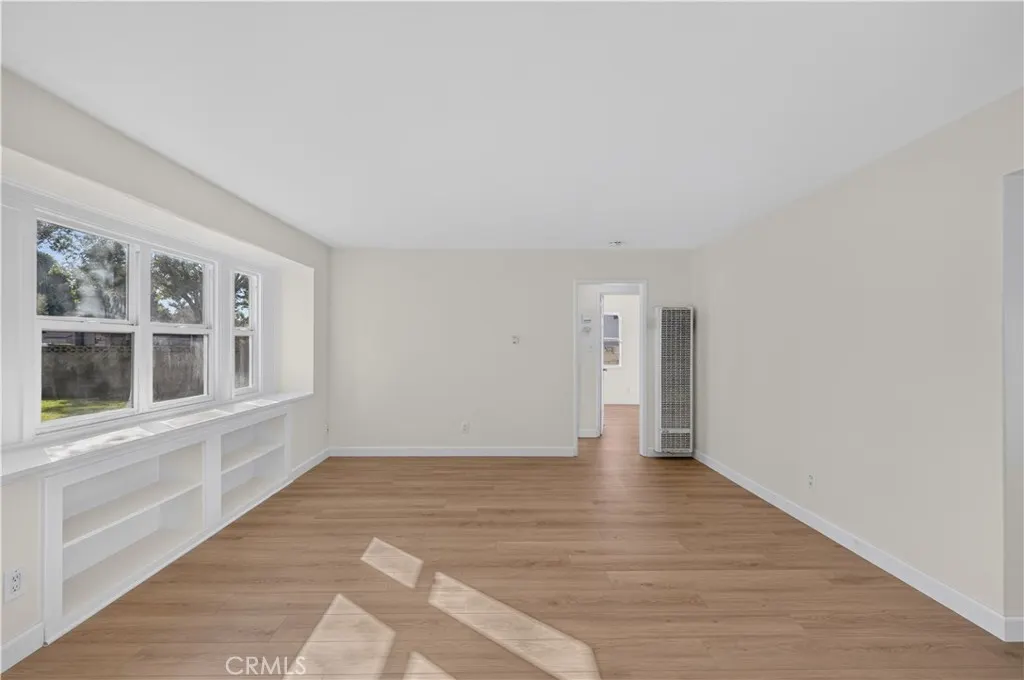 433 S Grand