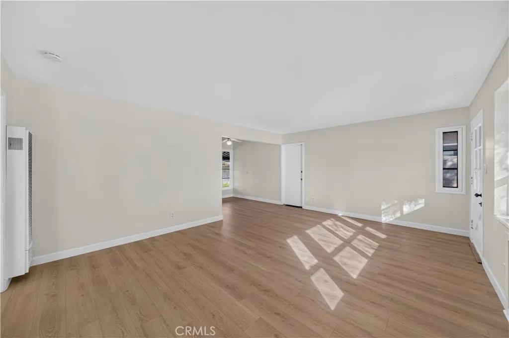 433 S Grand
