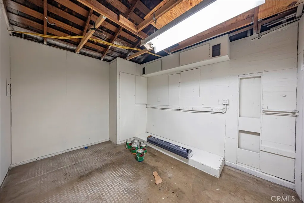 433 S Grand