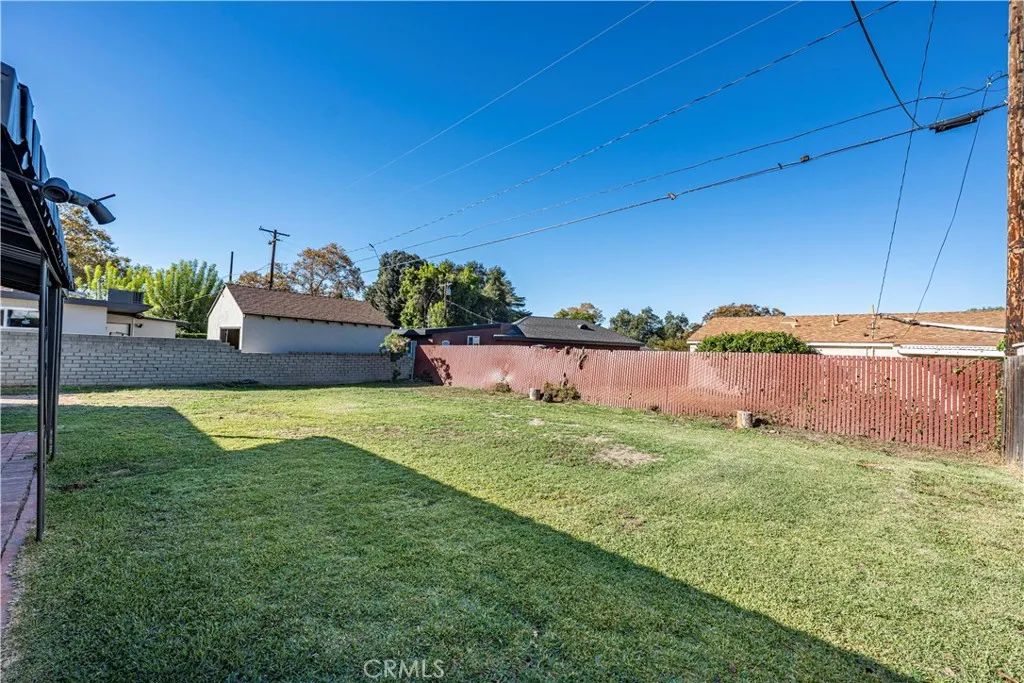 433 S Grand