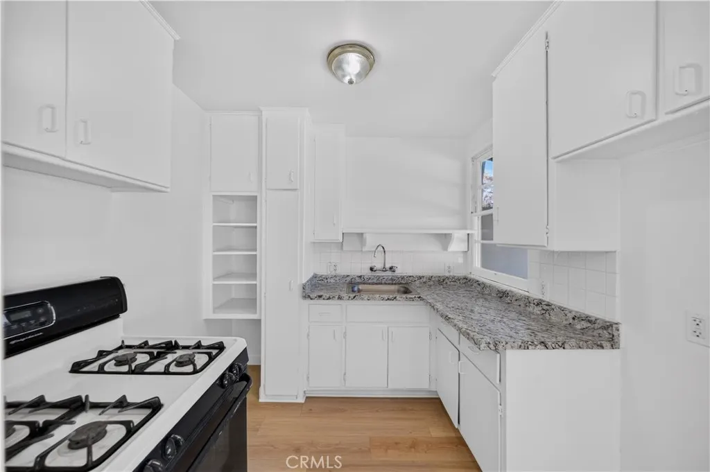433 S Grand