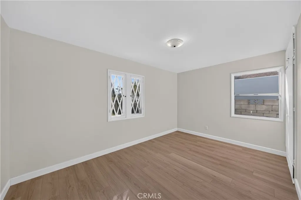 433 S Grand