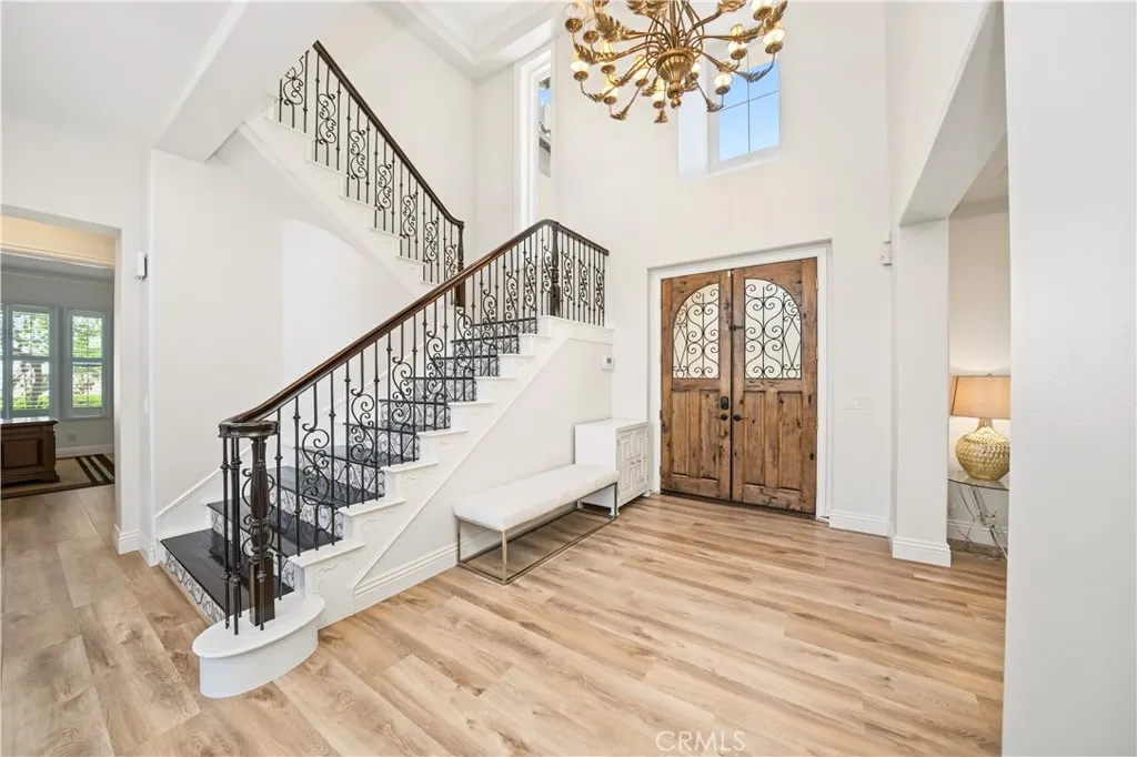 1305 Bentley Court