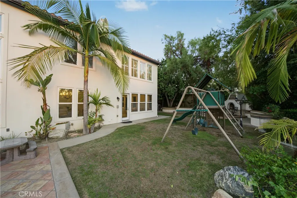 1305 Bentley Court