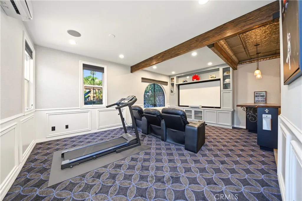 1305 Bentley Court