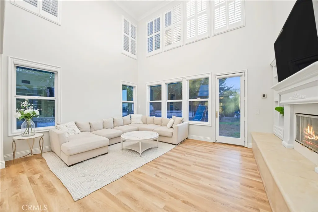 1305 Bentley Court