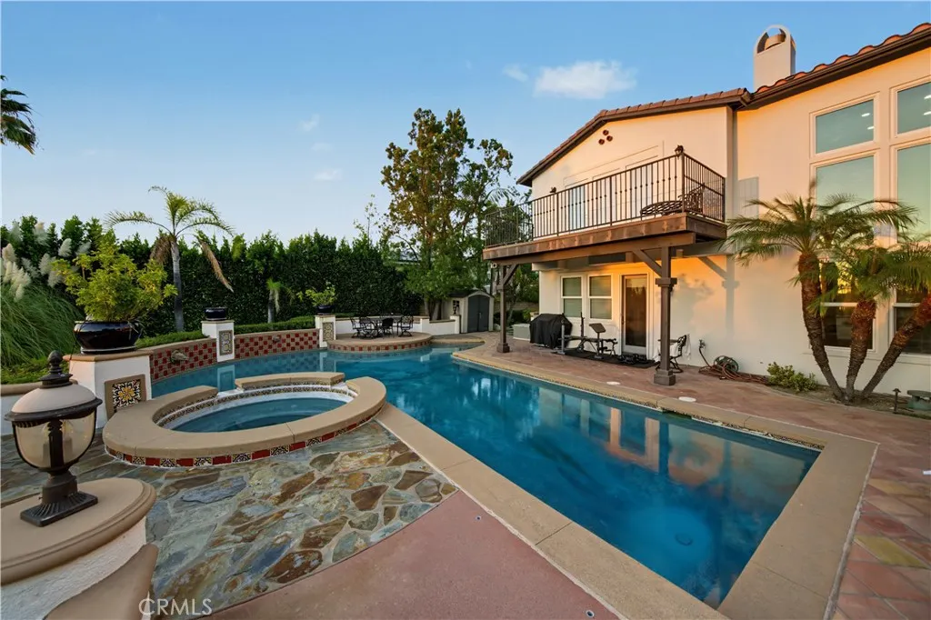 1305 Bentley Court