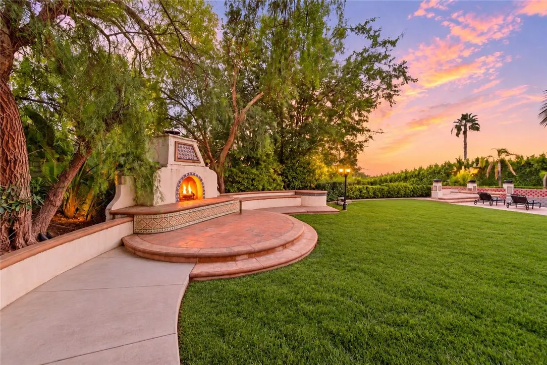 1305 Bentley Court