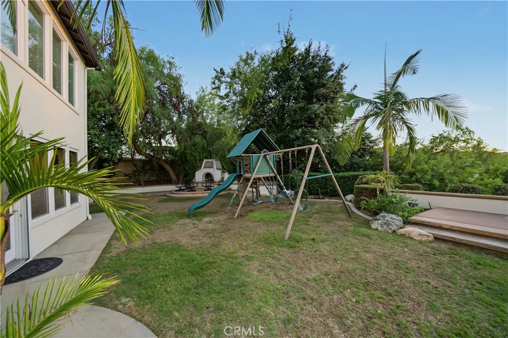1305 Bentley Court