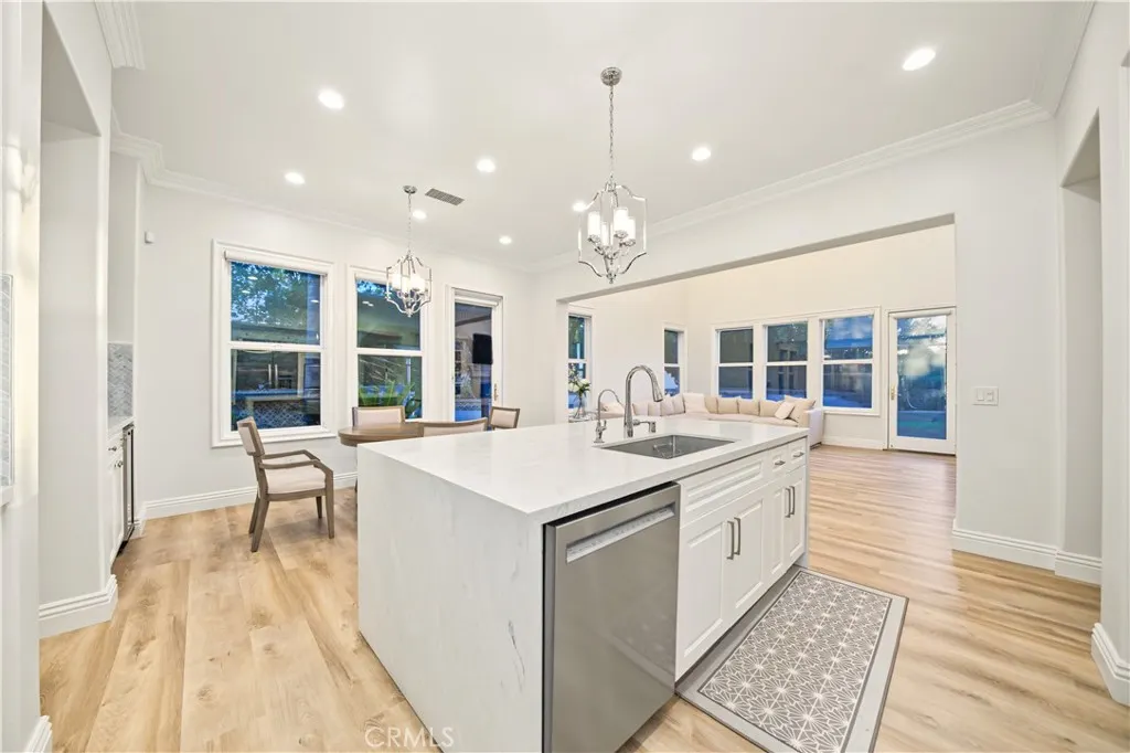 1305 Bentley Court