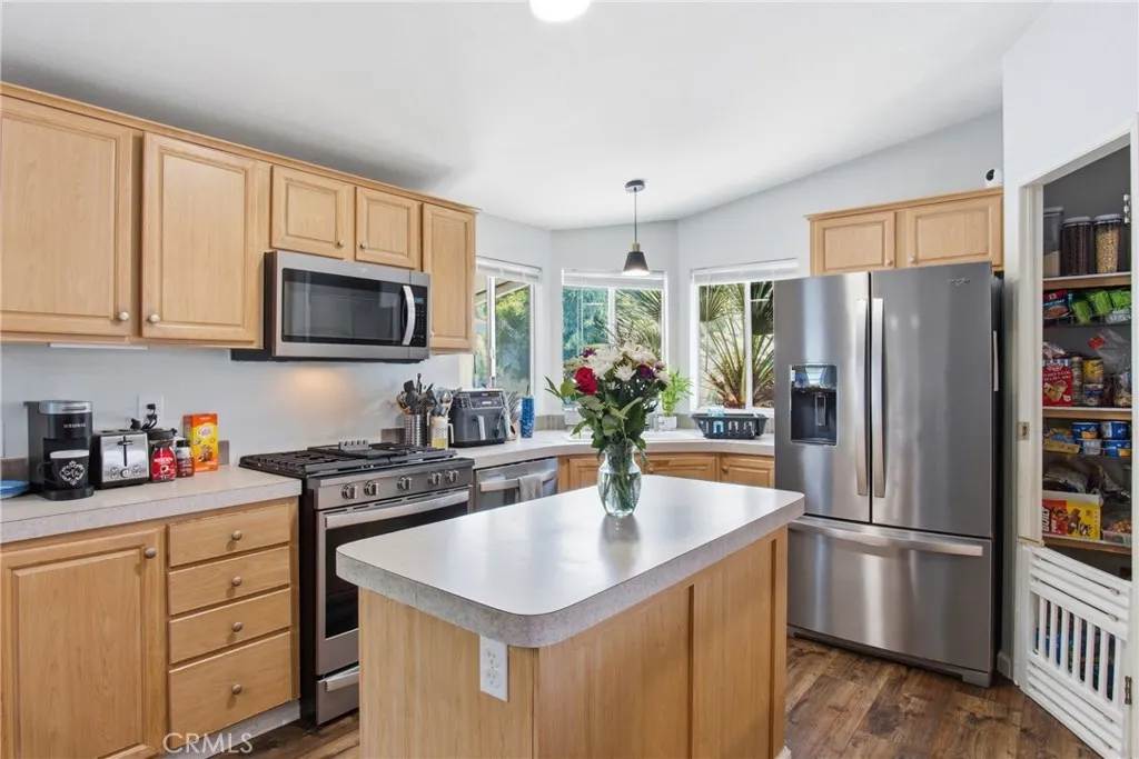 2755 Arrow Highway #61
