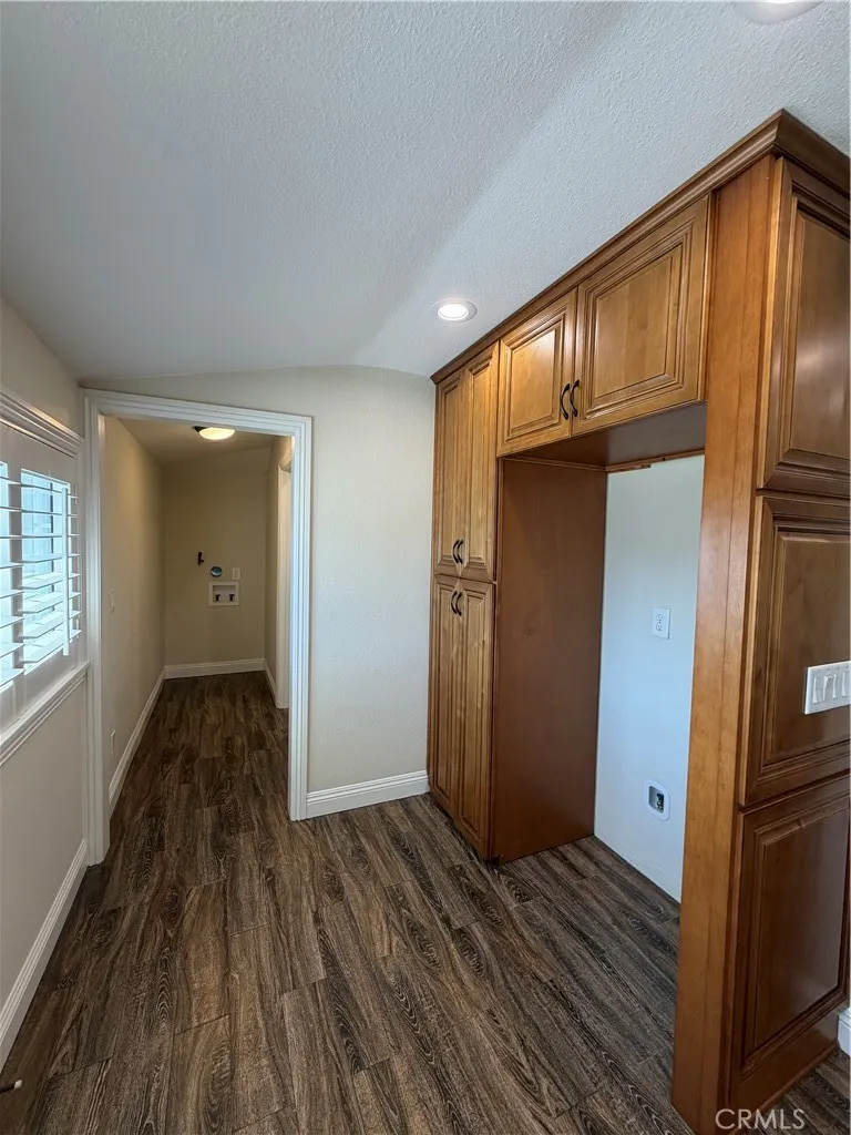 114 N 12th