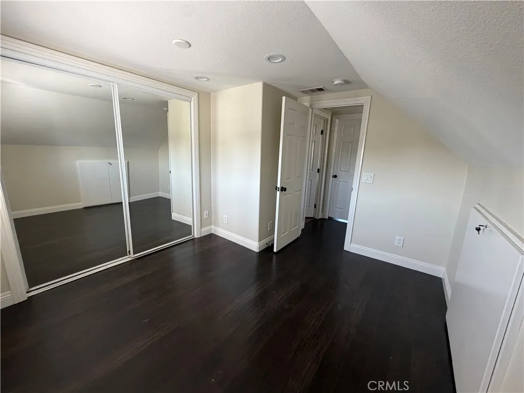 114 N 12th