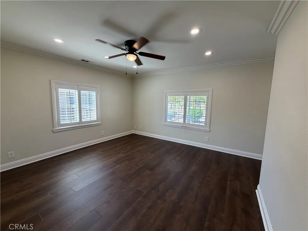 114 N 12th