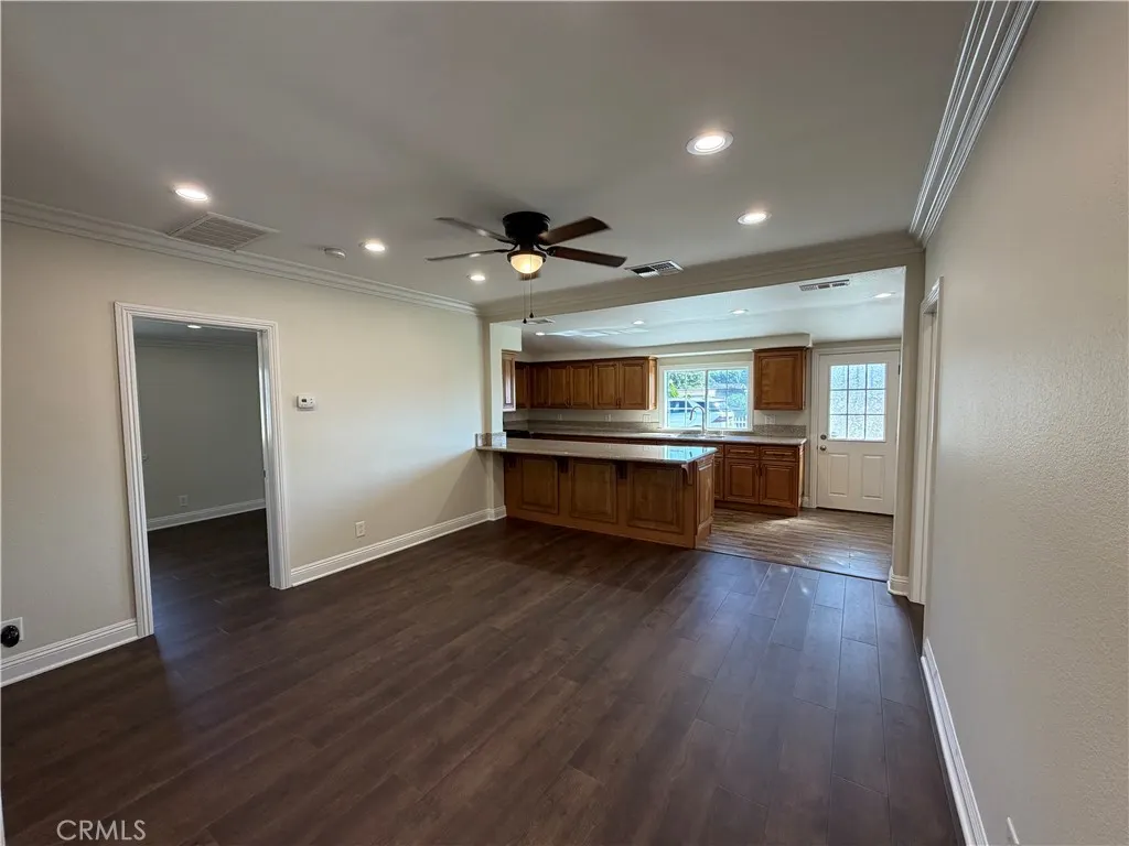114 N 12th