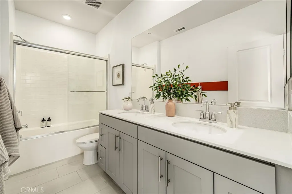 3706 S Nexa Paseo