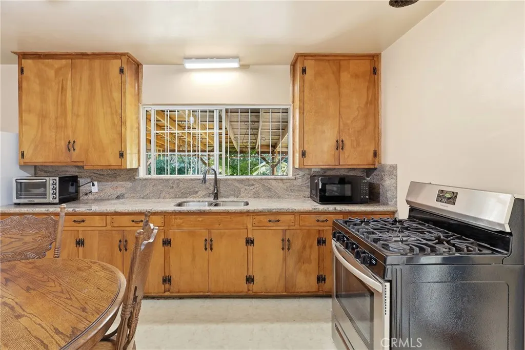 1628 Arroyo
