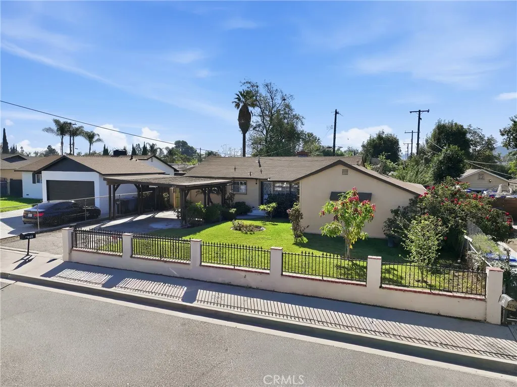 1628 Arroyo