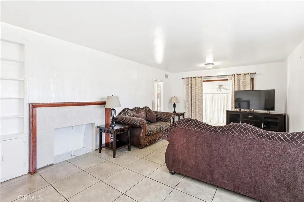 1628 Arroyo