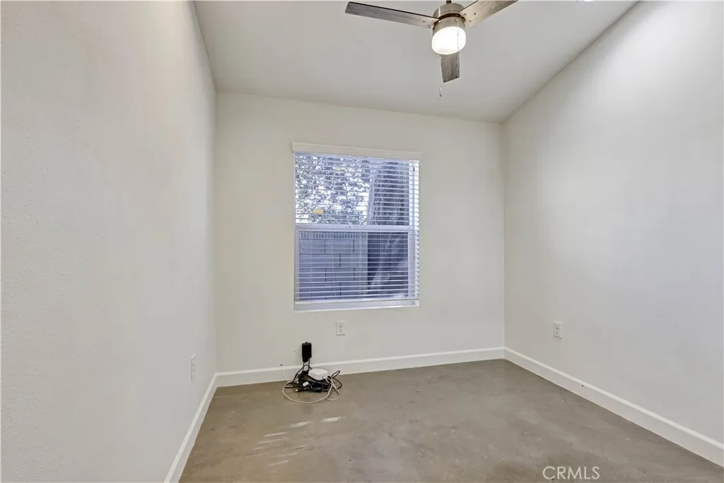 242 S Vista Bonita