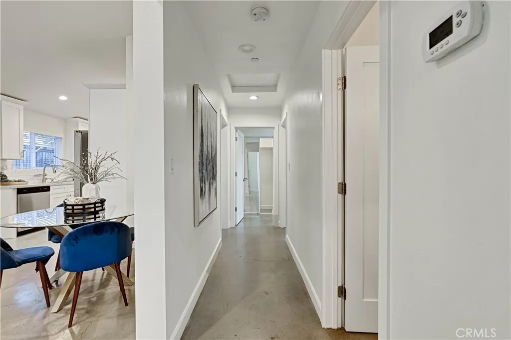 242 S Vista Bonita