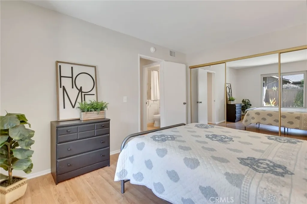 655 W Point O Woods