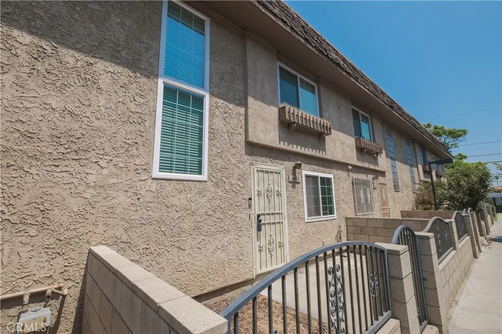4409 Merced Ave, #15