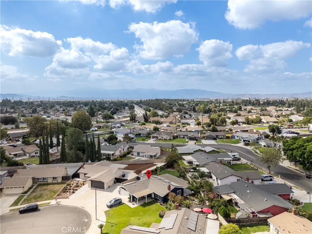 2902 E Firecrest Drive
