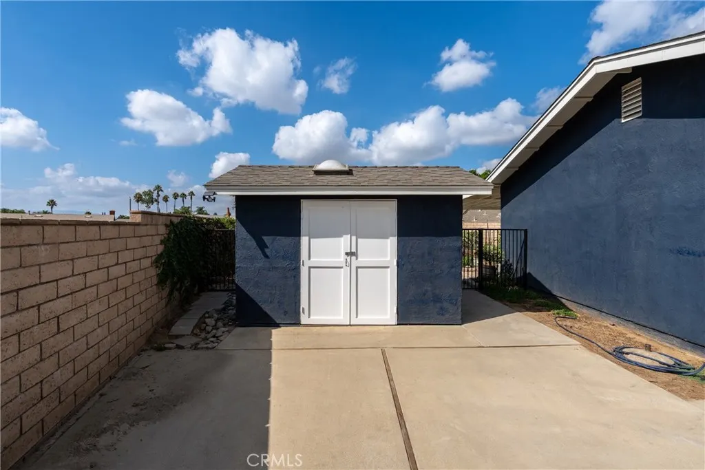 2902 E Firecrest Drive