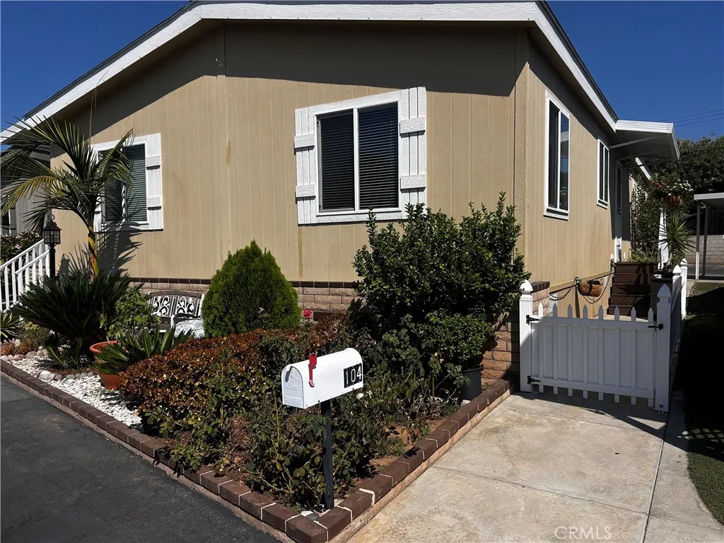 1635 W Covina, #104
