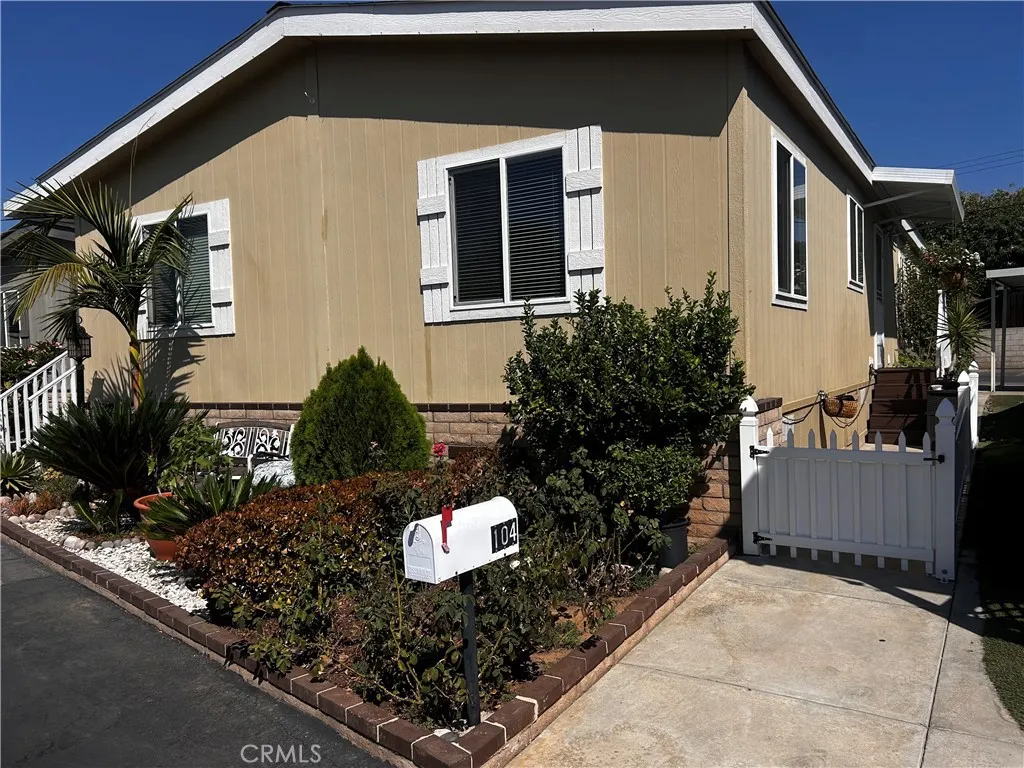 1635 W Covina, #104