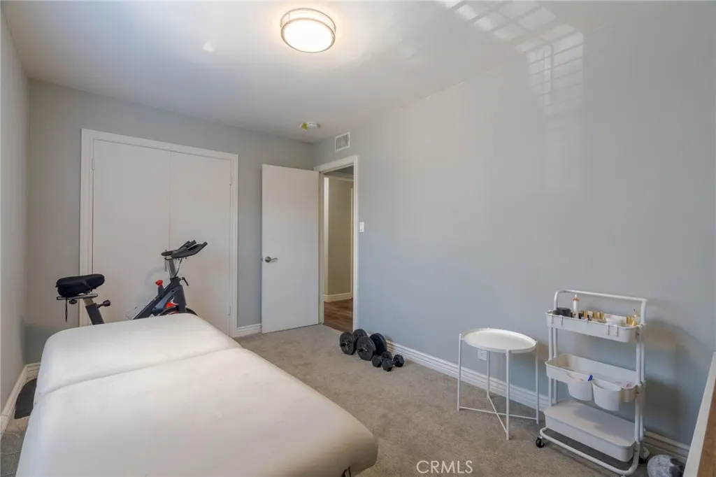 631 W Berkeley