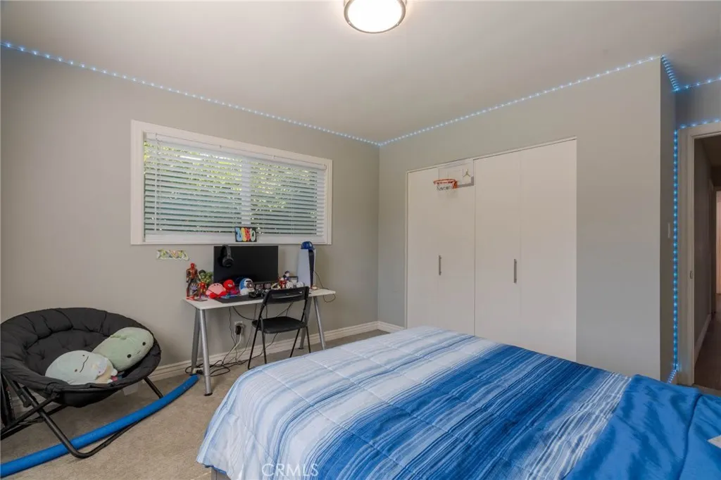 631 W Berkeley