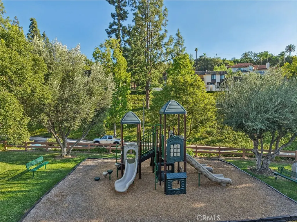 730 Briarwood Lane