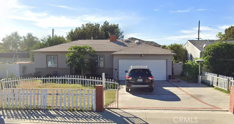 1003 Corinthian Way