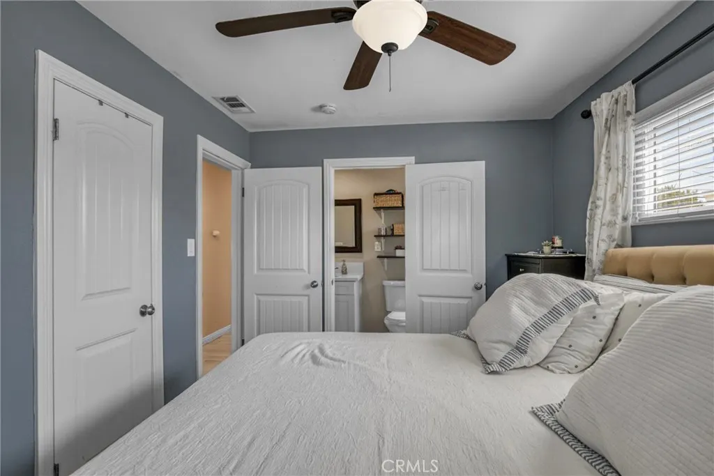 1006 N Calaveras