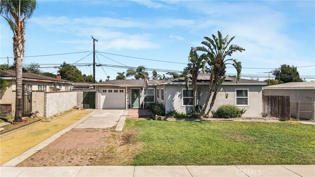 1006 N Calaveras