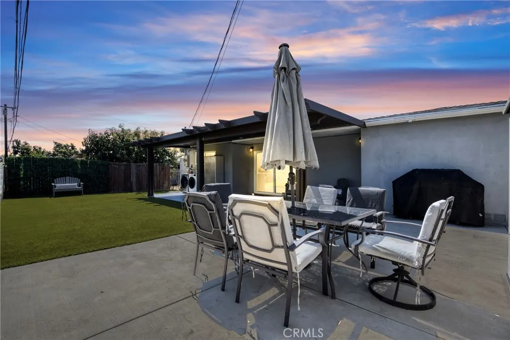1006 N Calaveras