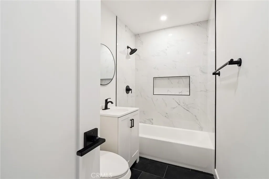 529 Raminda