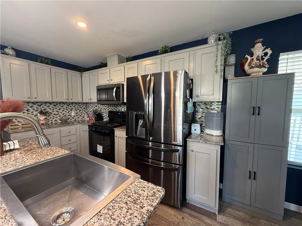 12700 Elliott Avenue #10