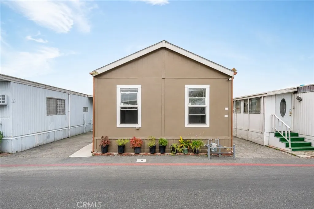 812 N Loren Avenue #18