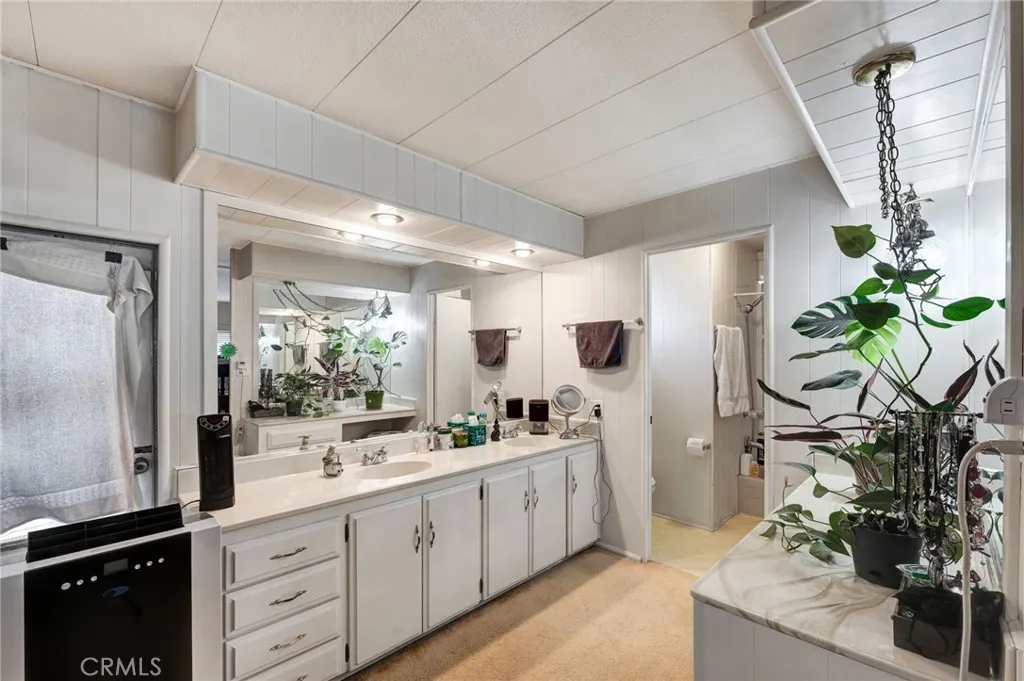 2755 Arrow Highway #142